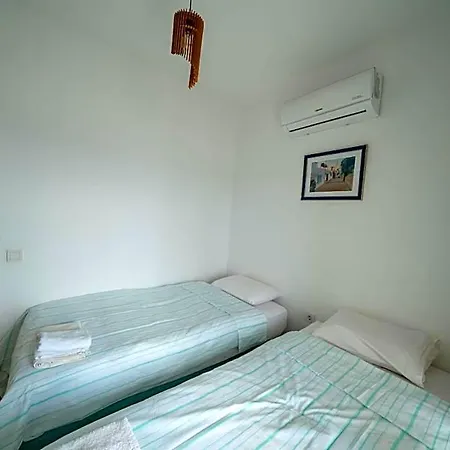 Ilya 1 Hotel 4*